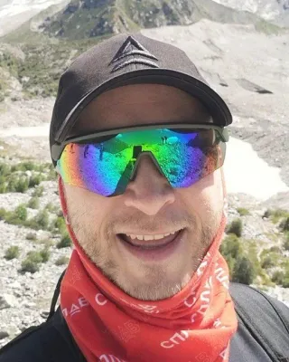 Руководитель отдела маркетинга